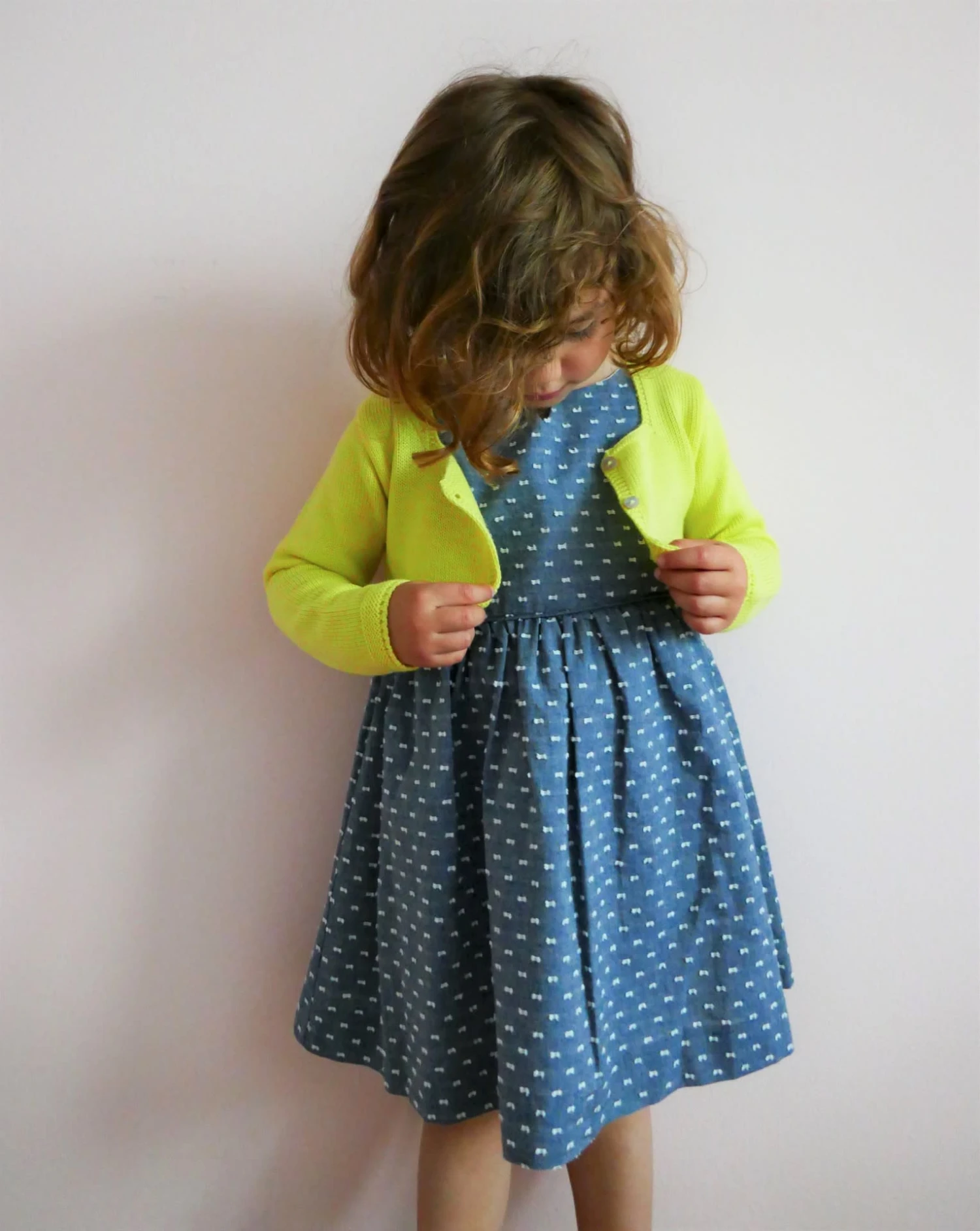 Bolero Strickjacke In Limettengrün 2 Bolero Strickjacke In Limettengrün – Bild 2