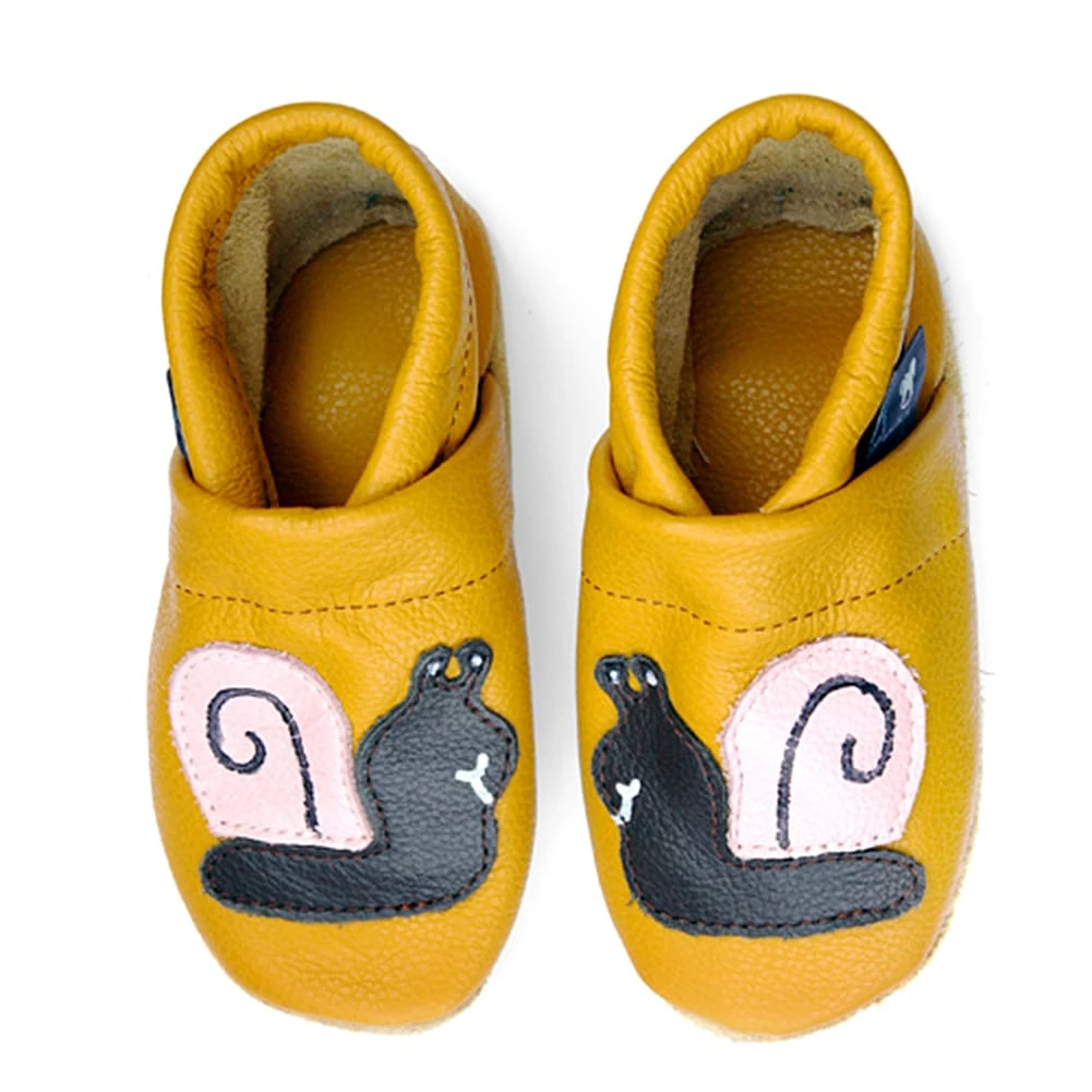 Krabbelschuhe / Lederpuschen Mit Schnecke In Gelb / Dunkelbraun 2 Krabbelschuhe / Lederpuschen Mit Schnecke In Gelb / Dunkelbraun – Bild 2